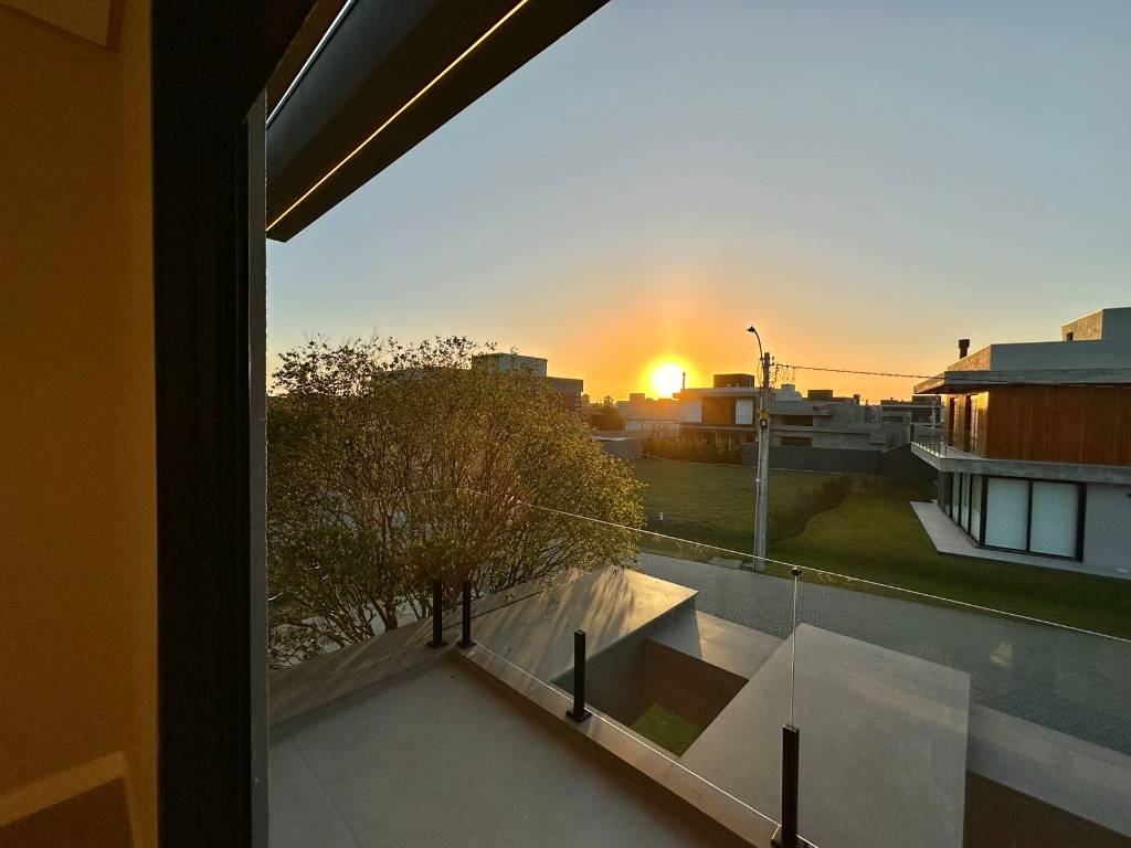 Casa em Condomínio 4 dormitórios em Xangri-lá | Ref.: 10643