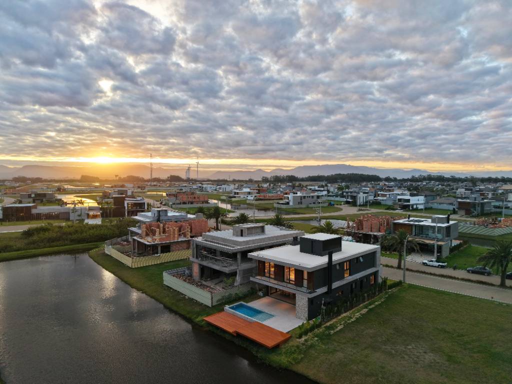 Casa em Condomínio 5 dormitórios em Xangri-lá | Ref.: 10852